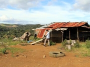Huyện Kon Pl&ocirc;ng (Kon Tum): H&agrave;ng loạt dự &aacute;n "đầu tư tr&ecirc;n giấy"