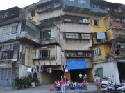 Bất động sản 24h: H&agrave; Nội - cải tạo chung cư cũ đang bế tắc