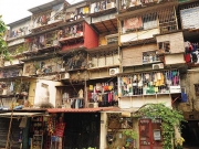 Tắc cải tạo chung cư cũ, d&acirc;n lay lắt trong xập xệ