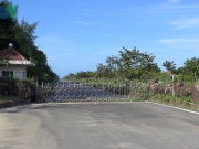 D&acirc;n x&oacute;t xa nh&igrave;n dự &aacute;n dang dở, bỏ hoang m&agrave; kh&ocirc;ng c&oacute; đất sản xuất