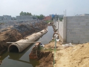 Chủ khu d&acirc;n cư cầu cứu v&igrave; bị d&acirc;n l&agrave;m kh&oacute;