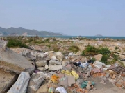 Vịnh Nha Trang đang bị băm n&aacute;t