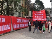 Chủ đầu tư vi phạm, h&agrave;ng ngh&igrave;n hộ d&acirc;n bị 'treo' sổ hồng