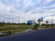 Mua đất kh&ocirc;ng đủ điều kiện ph&aacute;p l&yacute;: H&aacute;m lợi nhuận k&eacute;p?